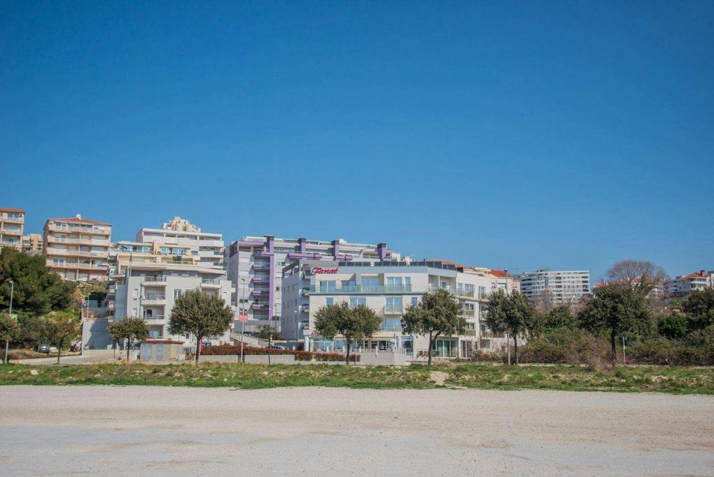 Antonio Apartments On The Beach Split Exteriör bild